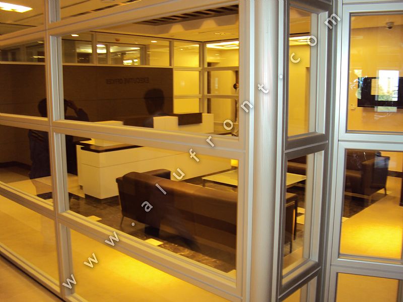 Aluminum High Partition(BMW-1)