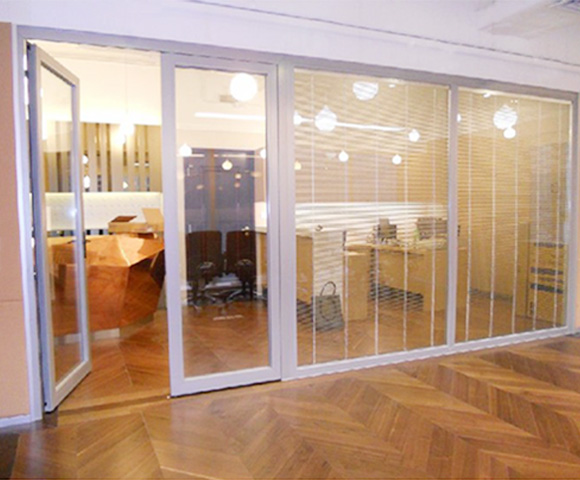 Folding door