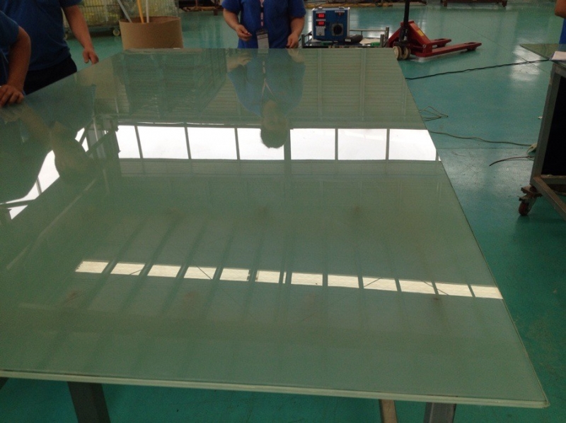 Tempered glass