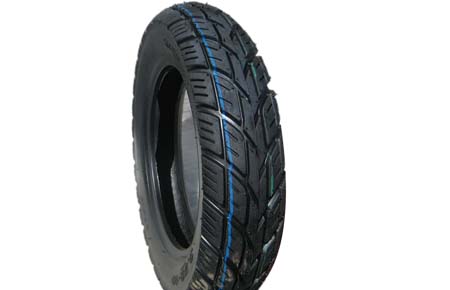 Motorcycle tire