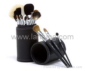 Make-Up Brush