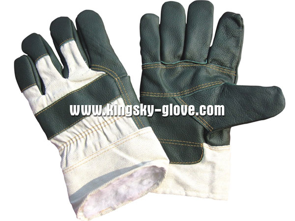 Household Gloves