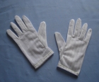 Knit gloves